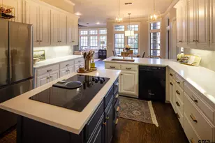 4010 Pinecreek Dr, Tyler, TX 75707 - Photo 13