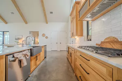 208 County Road 2129, Pittsburg, TX 75686 - Photo 11