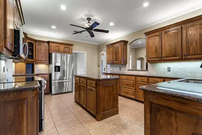 16551 Fox Run Ln, Lindale, TX 75771 - Photo 7