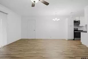 2716 Manilee Ln, Tyler, TX 75702 - Photo 5