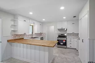 252 E Main, Van, TX 75790 - Photo 11