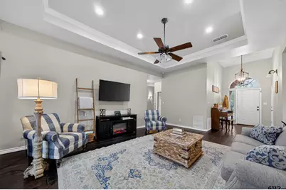 2108 Baylor Dr, Jacksonville, TX 75766 - Photo 3