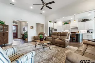 7289 Rolling Acres Place, Tyler, TX 75707 - Photo 7