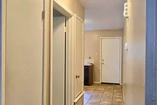 401 1/2 Tammy Lynn Dr A, Longview, TX 75604 - Photo 5