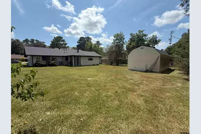 608 Pine Street, Henderson, TX 75654 - Photo 41