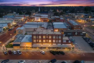 115 E Commerce St, Mineola, TX 75773 - Photo 1