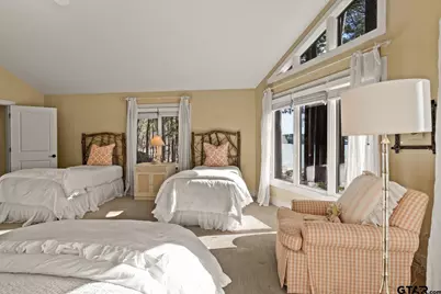 608 E Eagle Point Drive, Mt Vernon, TX 75457 - Photo 27