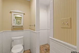 608 E Eagle Point Dr, Mt Vernon, TX 75457 - Photo 29