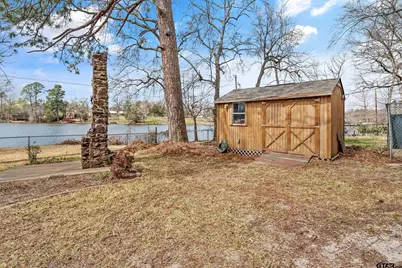 10202 E Lakeshore Drive, Tyler, TX 75709 - Photo 5