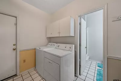 10202 E Lakeshore Drive, Tyler, TX 75709 - Photo 27
