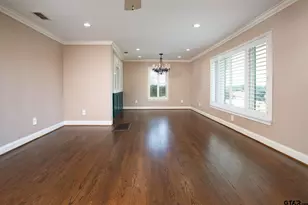 502 W Hubbard St, Lindale, TX 75771 - Photo 17