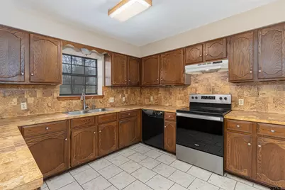 400 Brigadoon, Tyler, TX 75703 - Photo 7