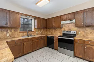 400 Brigadoon, Tyler, TX 75703 - Photo 7