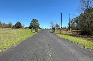 299 Cherokee Cove Dr, Jacksonville, TX 75766 - Photo 1