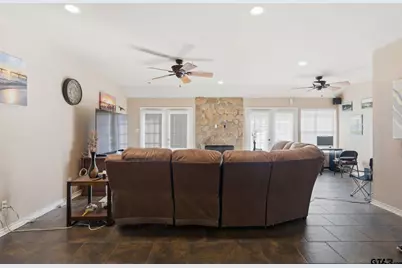 2301 McDonald Rd, Tyler, TX 75701 - Photo 3