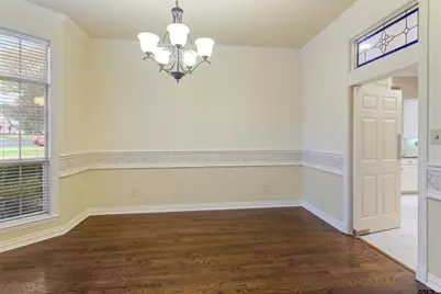 3642 Oak Leaf Cir, Tyler, TX 75707 - Photo 3