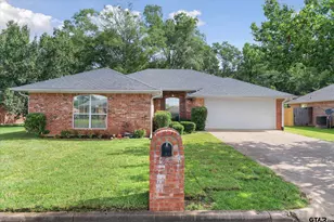 222 Amanda Ct, Whitehouse, TX 75791 - Photo 1