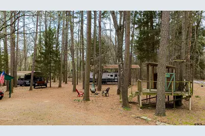 1100 Cypress Creek Drive, Mt Vernon, TX 75457 - Photo 7