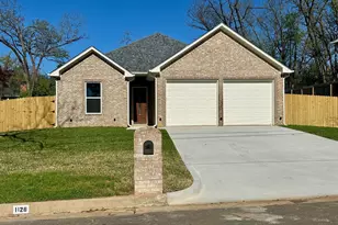 1126 Pollard Dr, Tyler, TX 75701 - Photo 3