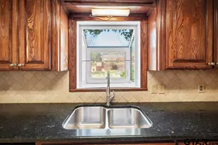 2715 Robertson, Tyler, TX 75701 - Photo 15