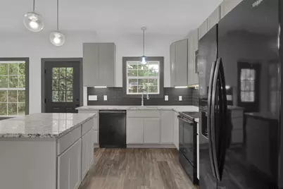 220 Sherman St, Rusk, TX 75785 - Photo 15