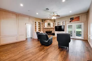 312 Southhill Rd, Palestine, TX 75801 - Photo 7