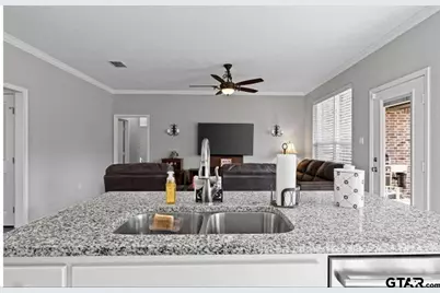 170 Highland Forest Dr, Gilmer, TX 75644 - Photo 11