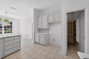 704 Paloma St, Tyler, TX 75703 - Photo 15