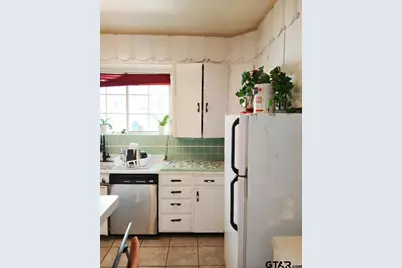 101 N Alabama St, Troup, TX 75789 - Photo 5