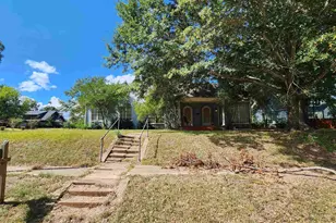 101 N Alabama St, Troup, TX 75789 - Photo 1