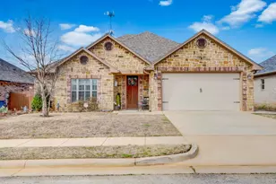 336 Kingdom Blvd, Lindale, TX 75771 - Photo 1
