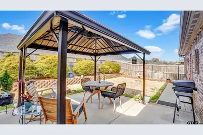 336 Kingdom Blvd, Lindale, TX 75771 - Photo 31