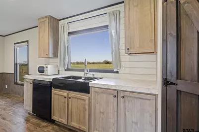 724 NE County Road 2170, Mt Vernon, TX 75457 - Photo 9