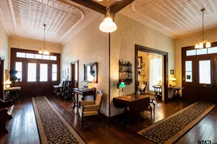 217 W Lafayette, Jefferson, TX 75657 - Photo 3