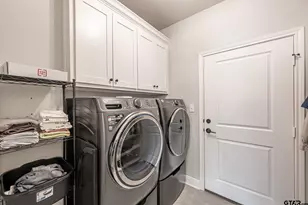 11858 Gillian Ct, Tyler, TX 75703 - Photo 17