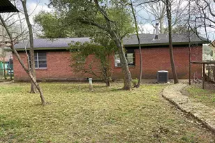 428 Park St, Crockett, TX 75835 - Photo 13