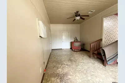 428 Park St, Crockett, TX 75835 - Photo 11