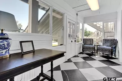 313 E Charnwood, Tyler, TX 75701 - Photo 15