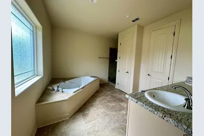 156 Terra Ln, Longview, TX 75605 - Photo 9
