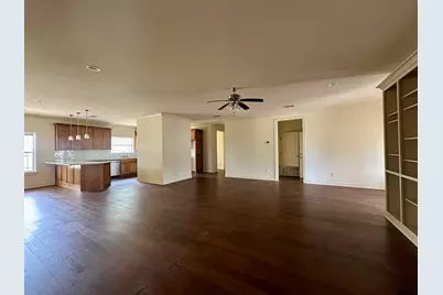 156 Terra Ln, Longview, TX 75605 - Photo 3