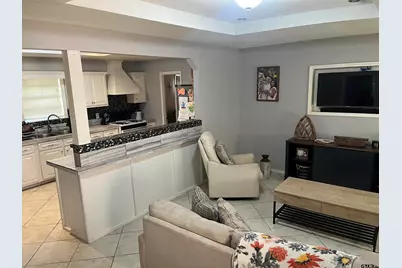 407 Fulton, Pittsburg, TX 75686 - Photo 5