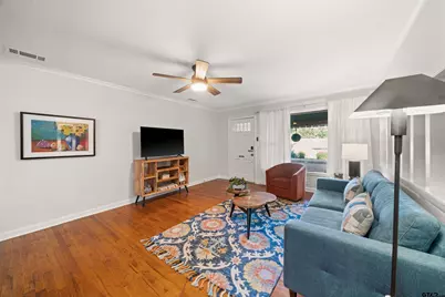 1920 S Sneed Ave, Tyler, TX 75701 - Photo 9