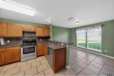 1370 Cr 306 D, Henderson, TX 75654 - Photo 11