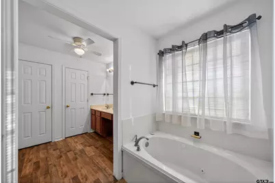 1370 Cr 306 D, Henderson, TX 75654 - Photo 17