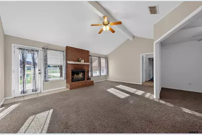 1370 Cr 306 D, Henderson, TX 75654 - Photo 7