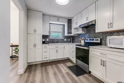 2901 Regal Road, Plano, TX 75075 - Photo 9