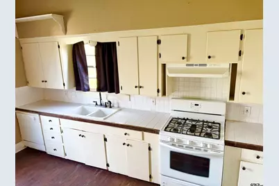 228 N Texas, Pittsburg, TX 75686 - Photo 17