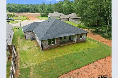 437 Tara Ln, Troup, TX 75789 - Photo 3