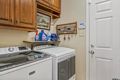 18716 Oakbrook, Tyler, TX 75703 - Photo 31