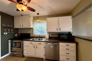 509 Sherman St, Winnsboro, TX 75494 - Photo 9